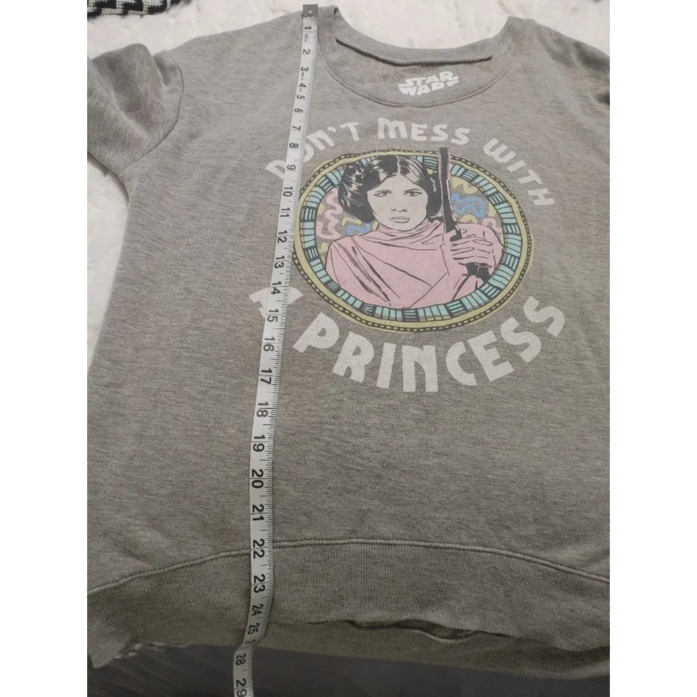 Women's Star Wars Gray Soft & Cozy Princess Leia Sweatshirt M - Picture 7 of 7